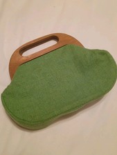 Vintage 1970's Green Purse w/ Wood Handle, Zipper , mod, Bermuda bag antique