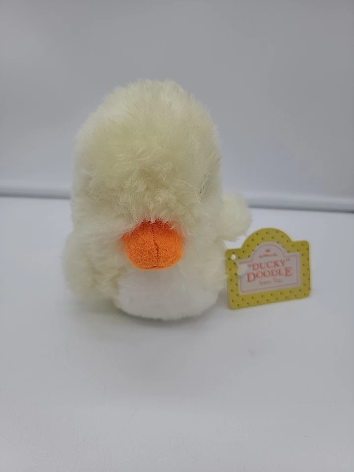VTG Rare Hallmark Cards 5" Pale Yellow Ducky Doodle Sewn Toy Plush Soft Toy 1983 - Image 3 of 4