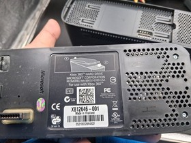 Microsoft Xbox 360 Console & Wires & Wireless Controller