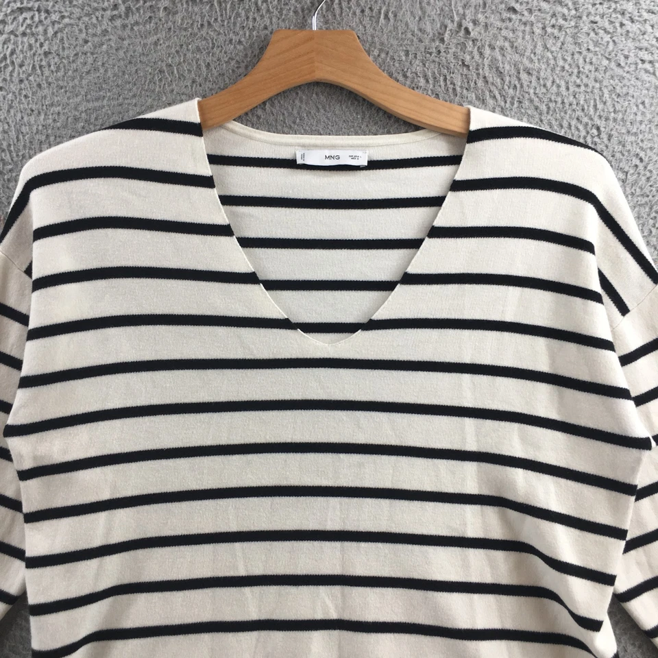 Suéteres MNG Para Mujer Grandes Blanco Tejido Pullover Manga Larga Rayas Cuello en V Informales Foto 2 de 4