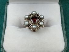 Vintage Sterling Silver Ring w. Six Pearl Set...