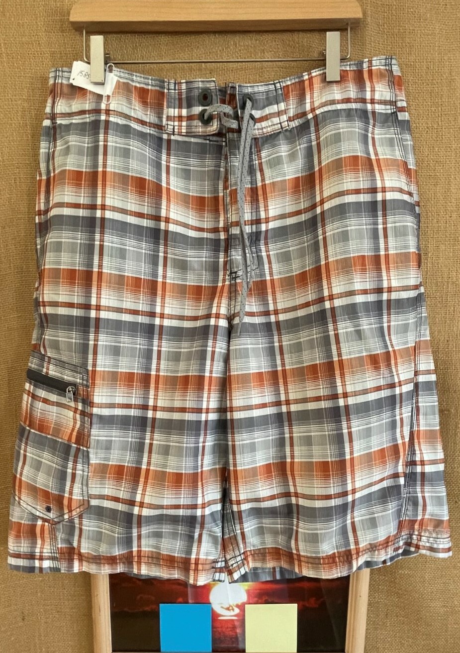 Columbia Board Shorts 34W x 11L plaid multi-color a cargo pocket activewear