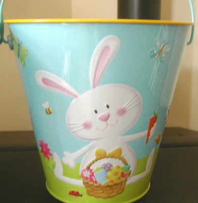 NWT Metal Pail EASTER BASKET With Easter Bunny Design EGG HUNT Easter Treats EUC