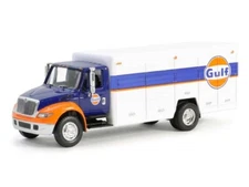 International Durastar 4400 Truck - Gulf Oil :64 Scale Model - Greenlight 33250C