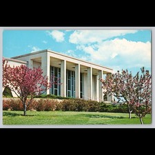 Postcard Harry S. Truman Library and Museum Independence MO