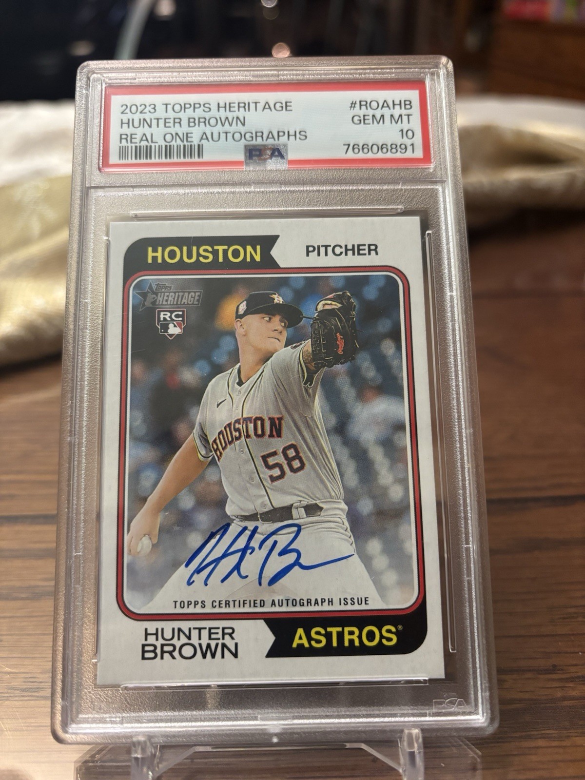Hunter Brown RC 2023 Topps Heritage Real One Auto #ROA-HB GEM MINT 10