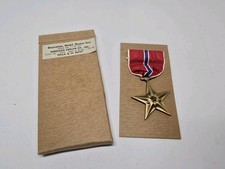 WWII BRONZE STAR IN CARDBOARD ISSUE BOX DATED 1/45