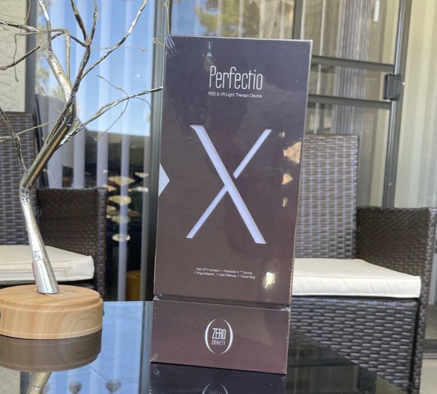 Zero Gravity Perfectio X LED Light Therapy Infrared Device