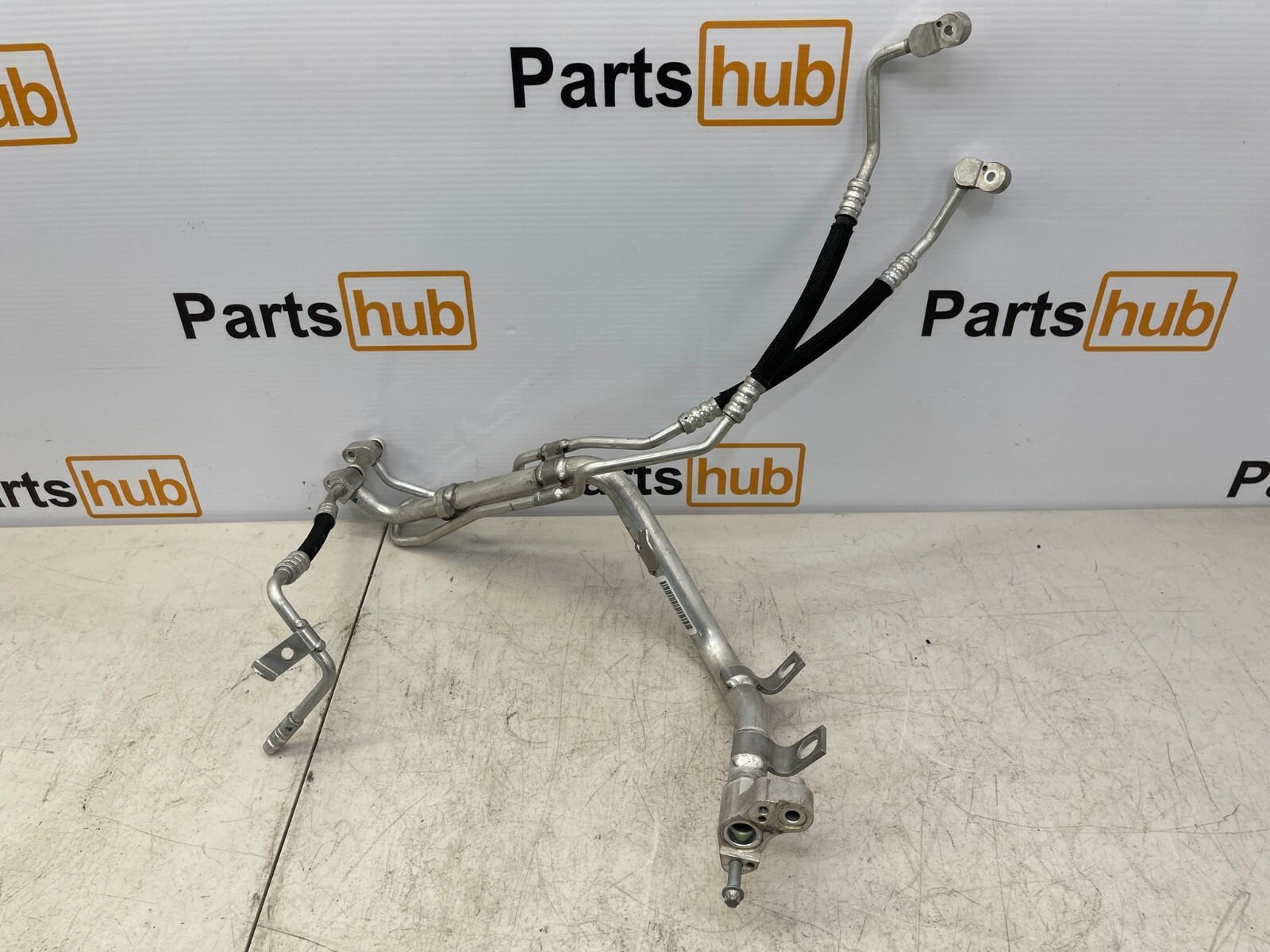 2014-2020 BMW I8 OEM AC A/C Air Conditioning Refrigerant Hose Pipe Line