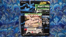 Johnny Lightning Fright’ning Lightnings Episode 2 Meat Wagon SHOW RODS SEALED 