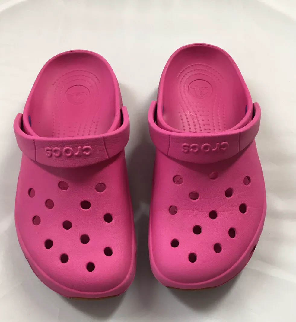 Details 130+ discontinued crocs sandals latest - vietkidsiq.edu.vn