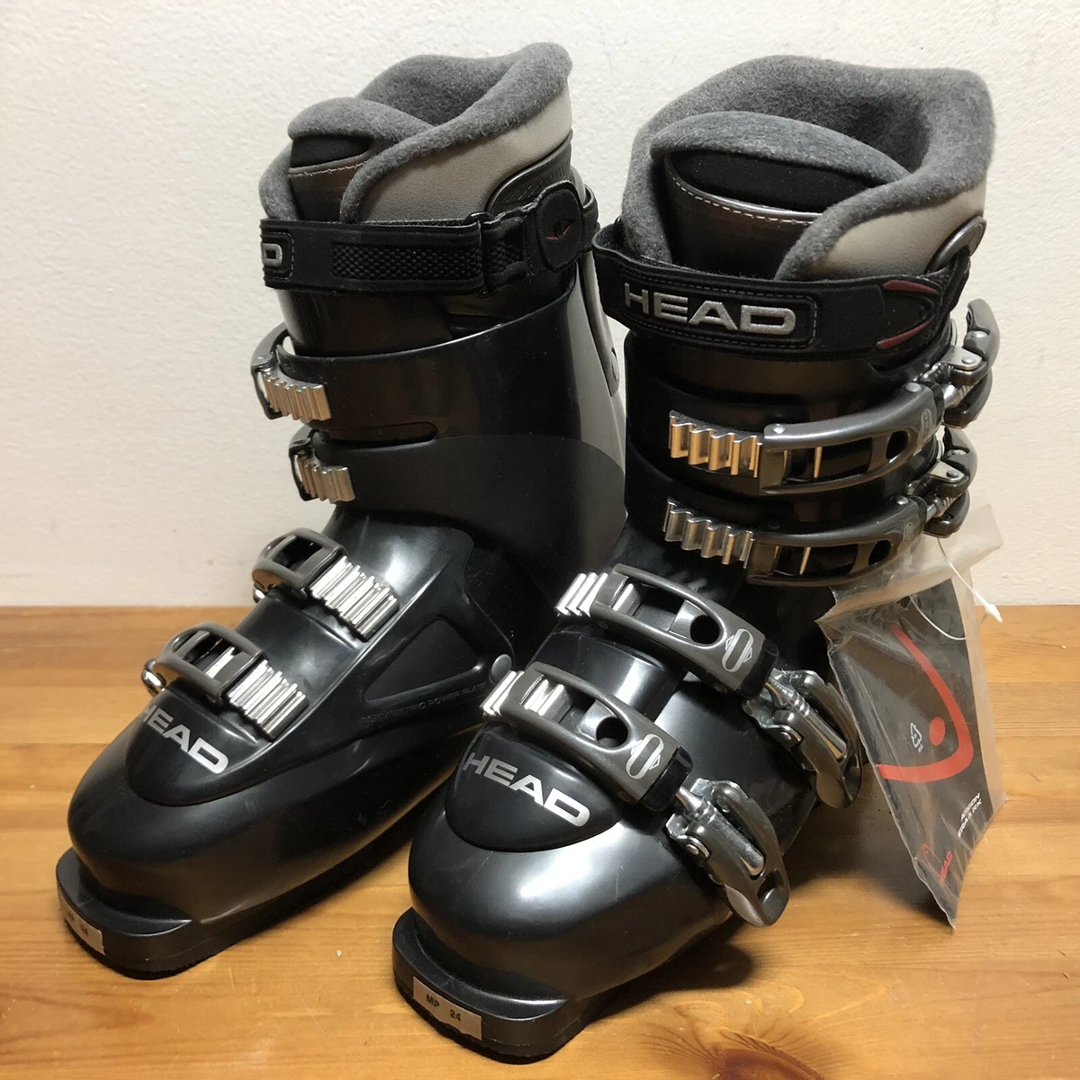 24.5 clearance ski boots