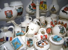 GOSS CRESTED CHINA SELECTION B28   