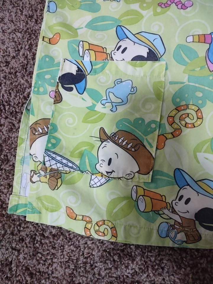 Scrub HQ-Woman V-Neck Scrub Top-Size Large-Green Lulu/Tubby Design-Style 4700 - Image 4 of 4