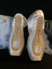 russian pointe shoes Dolce Size 36 width 2 vamp 1 shank MS
