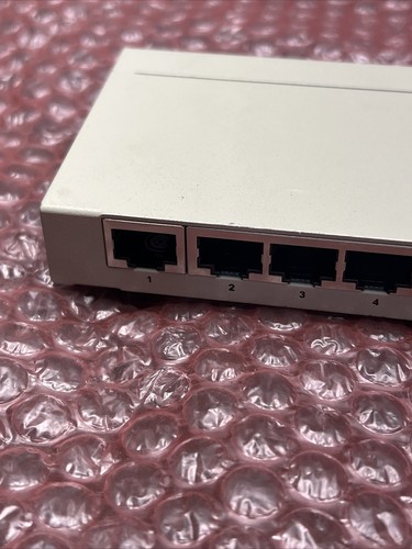 Used Unicom Micro Switch-5 5-PORT 10/100BASE-TX Switch FEP-32005T-1 Mico - Picture 7 of 9