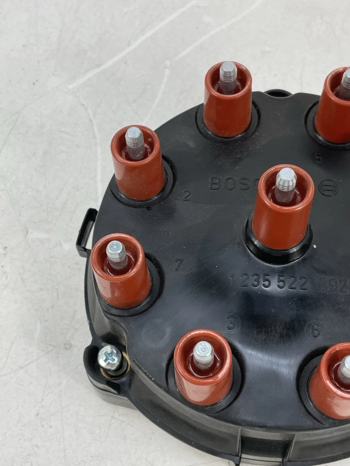 Bosch Mercedes-Benz R107 380SL 450SL 560SL Bosch Distributor Cap & Rotor - Image 3 of 4