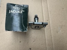 Jaguar XJS Lucas Wiper Wheel 72978 / 72965