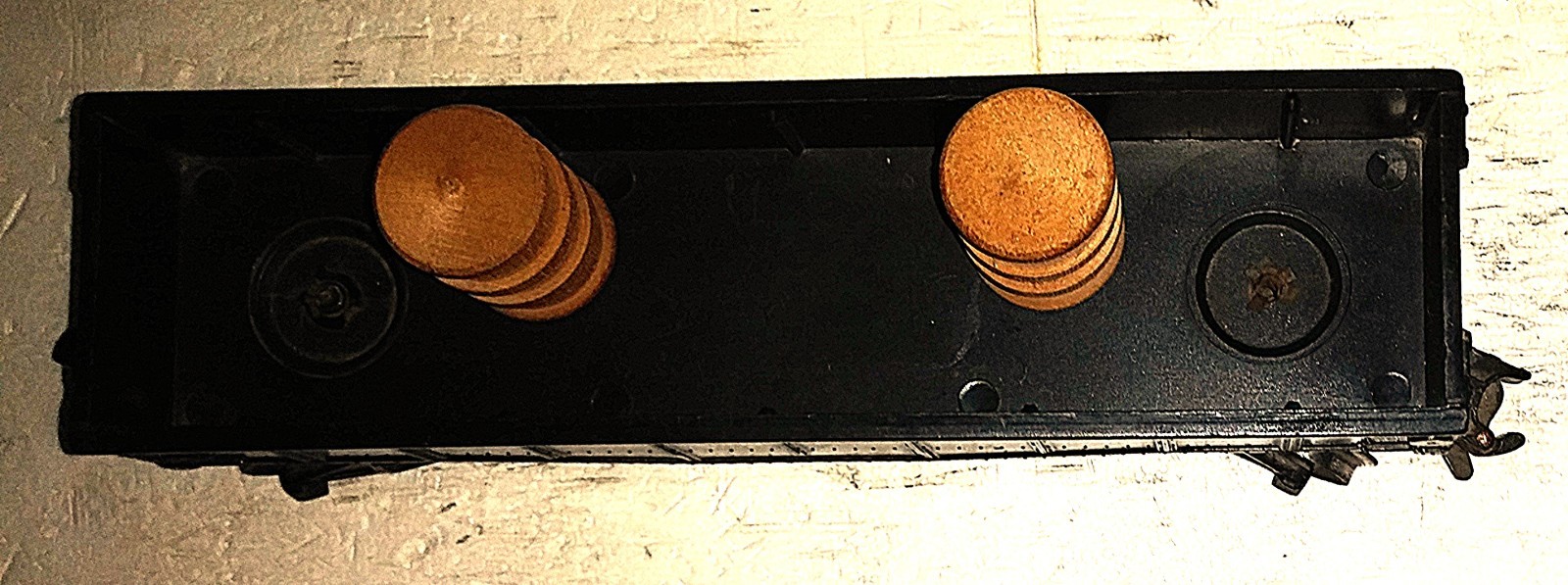 RARE NOSTALGIC 1948 MARX 501 C&O DIESEL & 3-LIONEL CARS TRAIN SET EXCELLENT NICE thumbnail 10