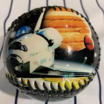 Smithsonian Institution Space Shuttle Gloss NASA Souvenir baseball Ball