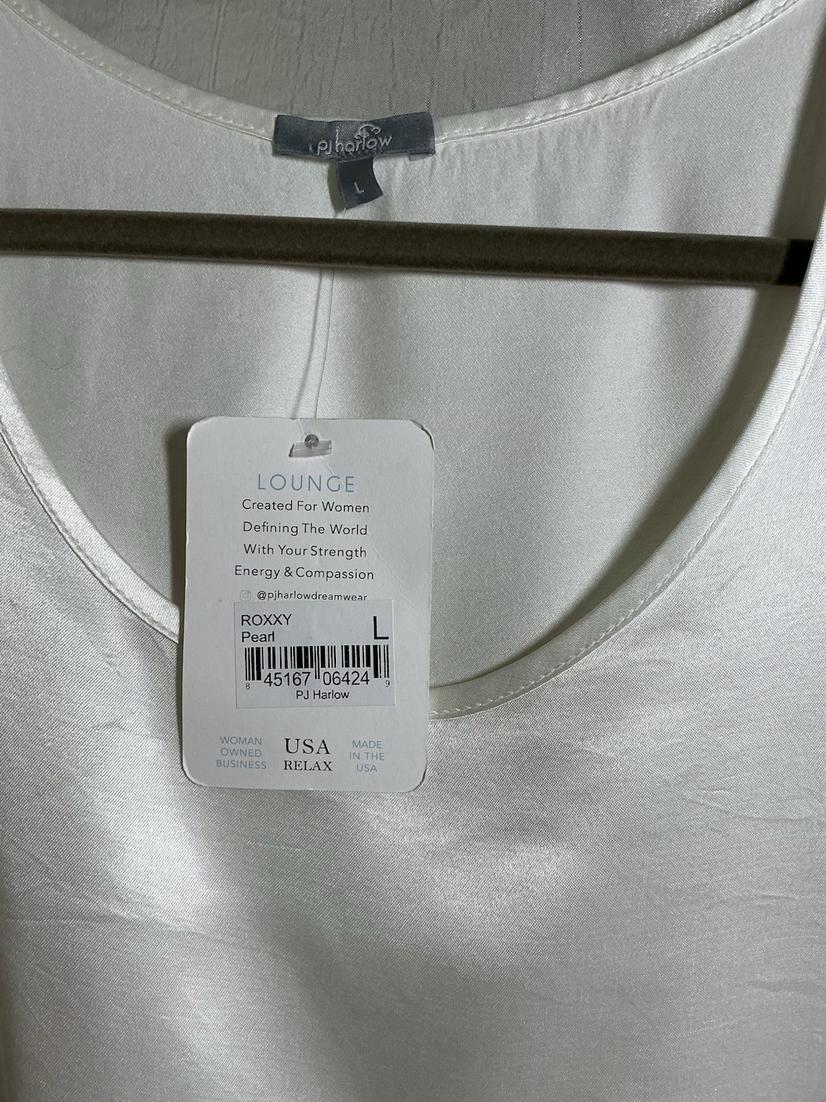 PJ Harlow Roxy Pearl Rayon Satin Faille Relaxed Scoop Neck Short Sleeve L image 4
