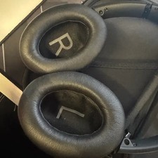 Bose Headphone Case - Black, Protective  Stylish