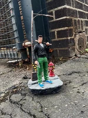 Claude Speed Statue - Image 1 of 3