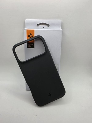 Spigen iPhone 17 Pro Max Hülle Silikon Fit MagSafe Stoßfest Schwarz ACS09902