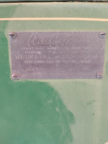 1930 Vintage Green Coca-Cola Collectors Cooler / Ice Chest on Wheels.