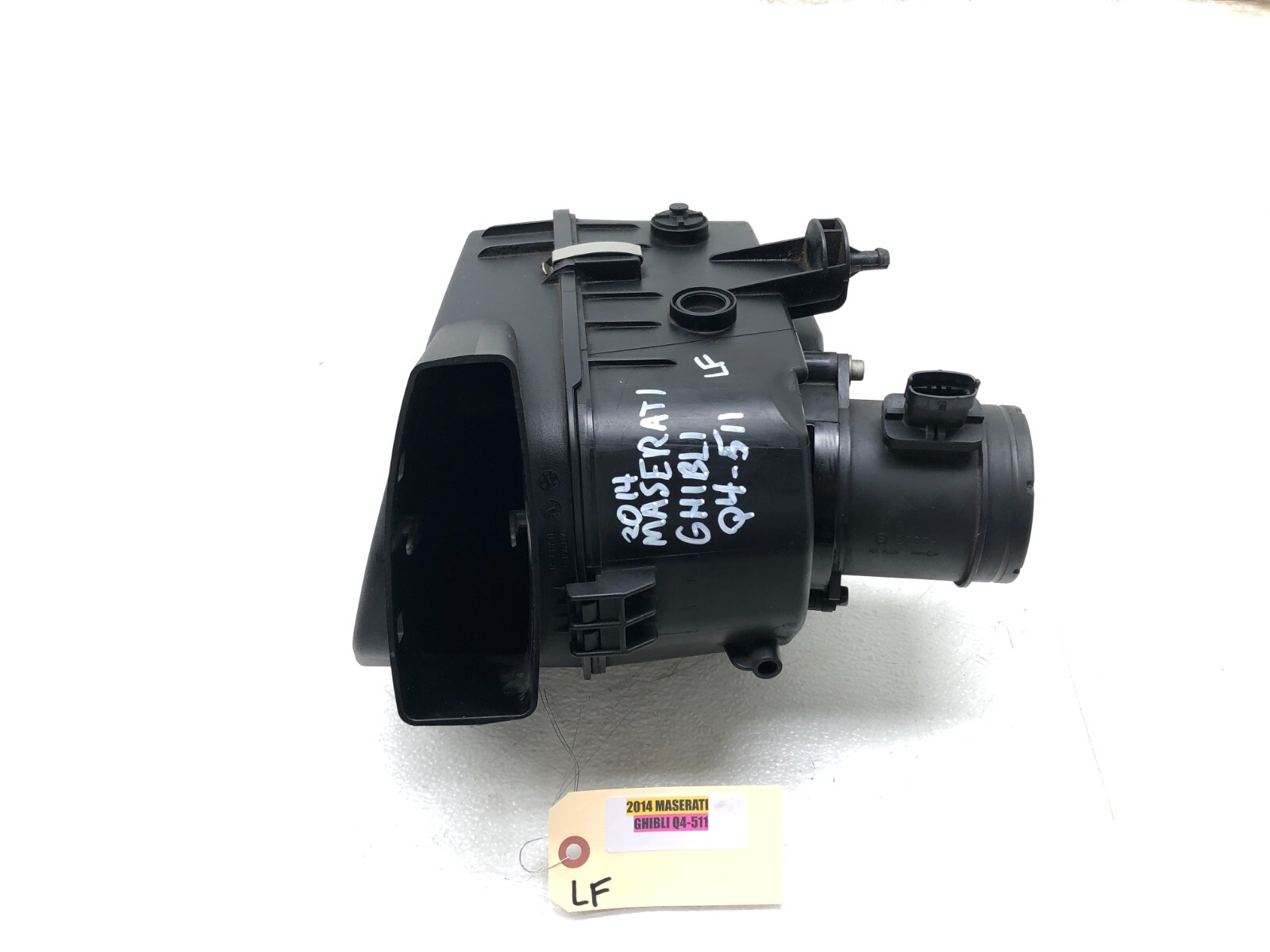 2014-2019 MASERATI GHIBLI SQ4 3.0L LEFT DRIVER FRONT AIR CLEANER FILTER BOX OEM.