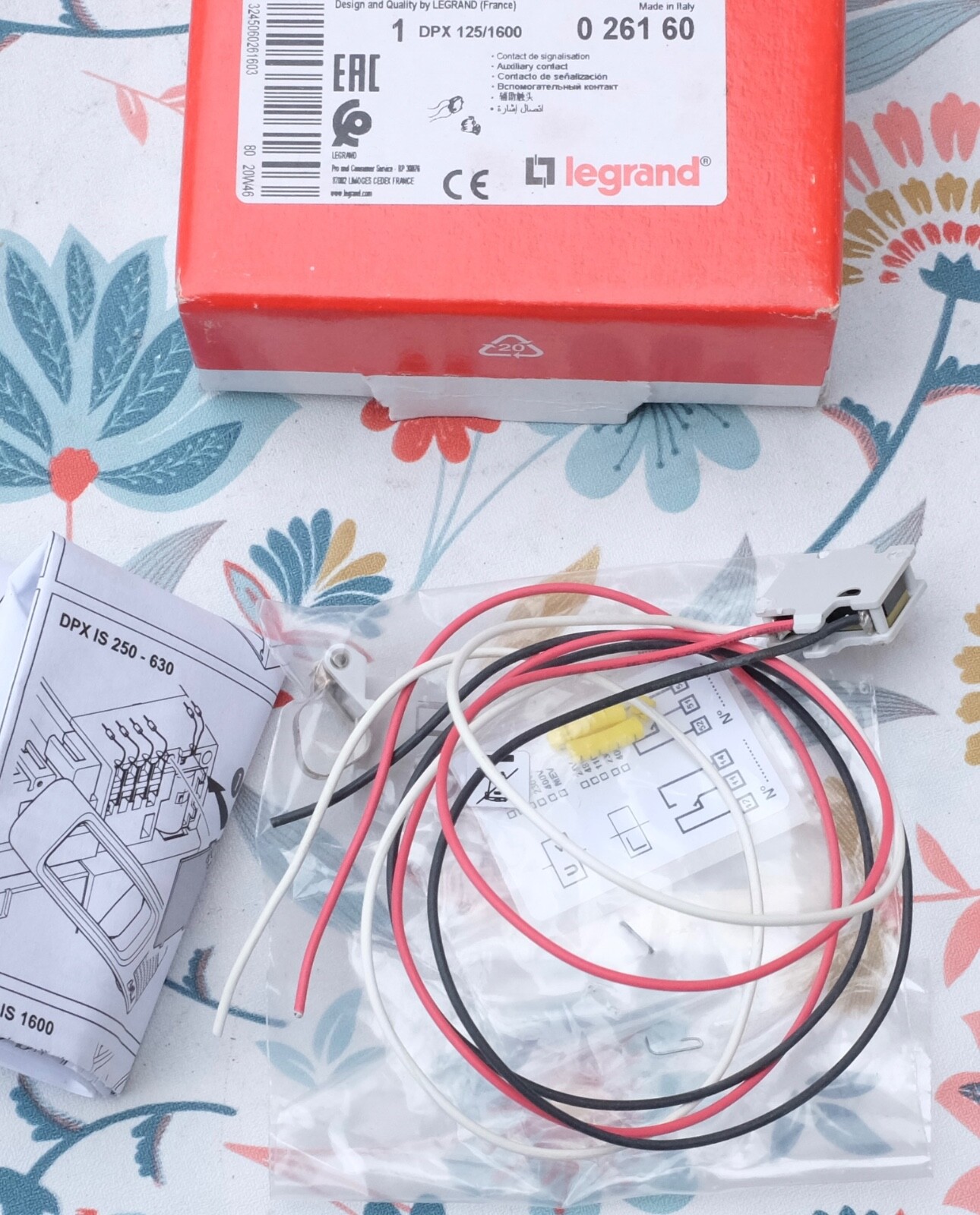 Contact inverseur Legrand 026160 signal défaut pour disjoncteur DPX - 2
