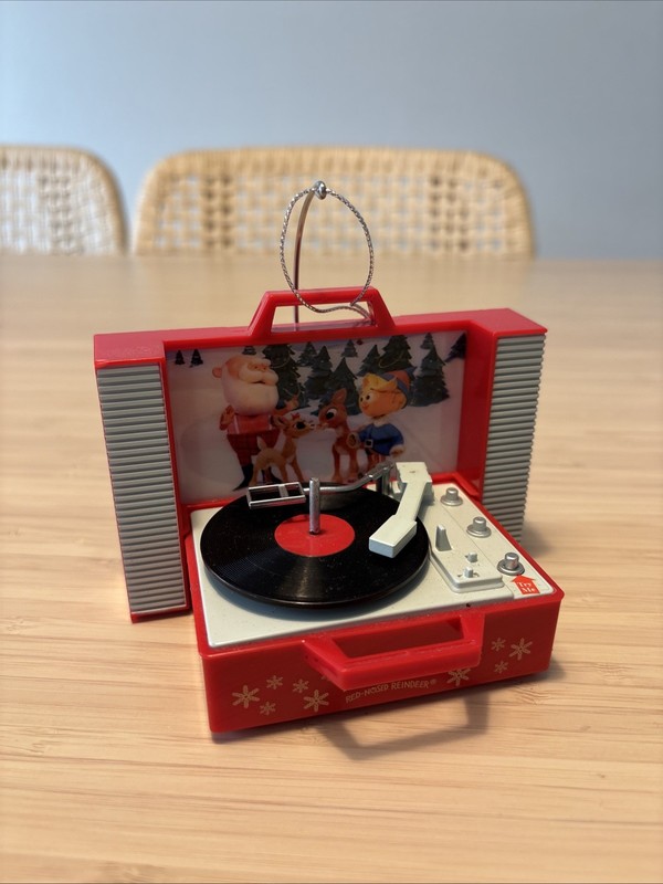 Rudolph The Red-Nosed Reindeer Animated Ornament W/Music & Lights Tested Works
