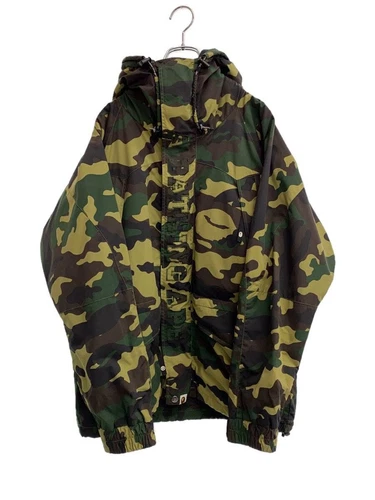 A BATHING APE (BAPE) Giacca A BATHING APE verde L usata
