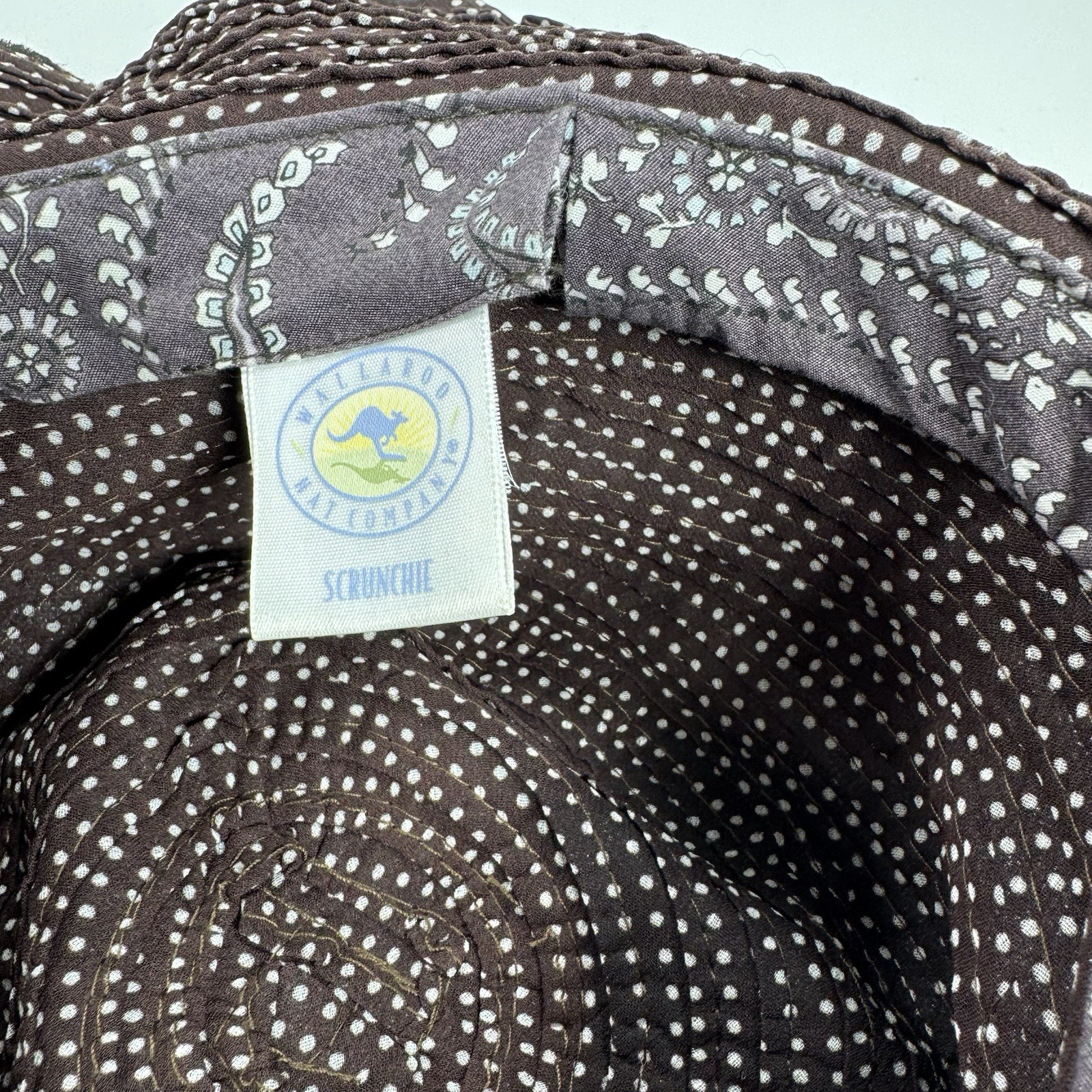 Wallaroo Hat Co Scrunchie Poseable Brim Brown Whi… - image 15