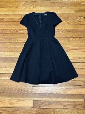 Banana Republic Womens Dress Size 0 Black Fit Flare Deep V-Neck Stretch Rayon