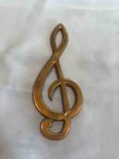 VINTAGE Brass Tone Treble Clef Note Paperweight Decor F54