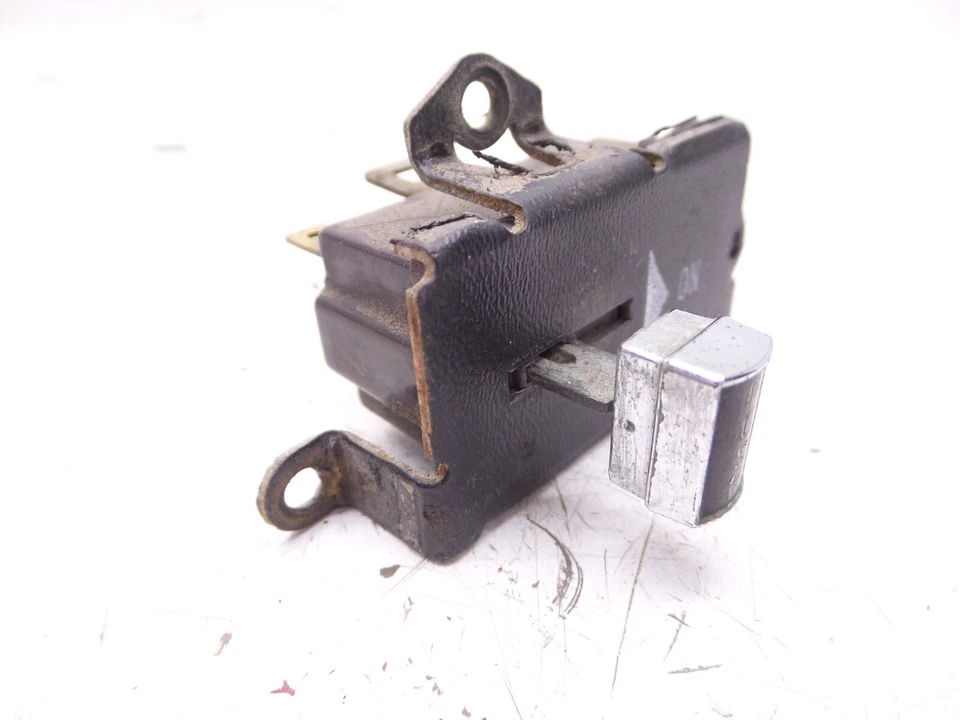 Untested 70-81 Firebird Windshield Wiper Switch Standard Non Delay Washer Knob - Image 4 of 4