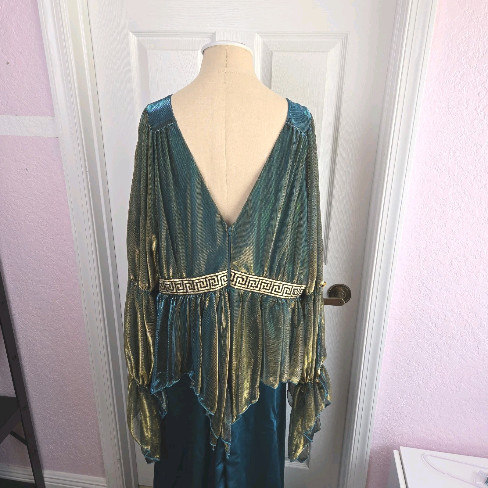 In Character Costumes Greek Medusa Costume Women's Size 3XL  Teal Satin Cosplay