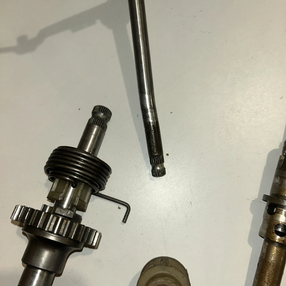 1974 SUZUKI TM100 TM 100 PARTS LOT transmission shift drum clutch kicker shaft - Image 2 of 4