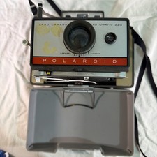 Vintage Polaroid Land Camera Automatic 220 with Strap Untested