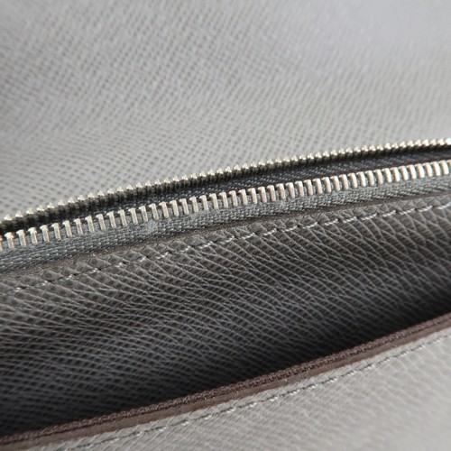 Louis Vuitton Taiga Leather Neo Belaia Clutch Bag Glacier M32683 Auth Used F/S - Picture 20 of 24