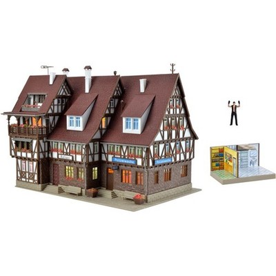 Vollmer 43693 H0 Rathaus Polizeiwache Gefängnis + Einrichtung + LED H0 + Neu
