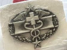 Authentic Vietnam era US Army Combat Medical Badge 3rd Award Medic Insignia CMB