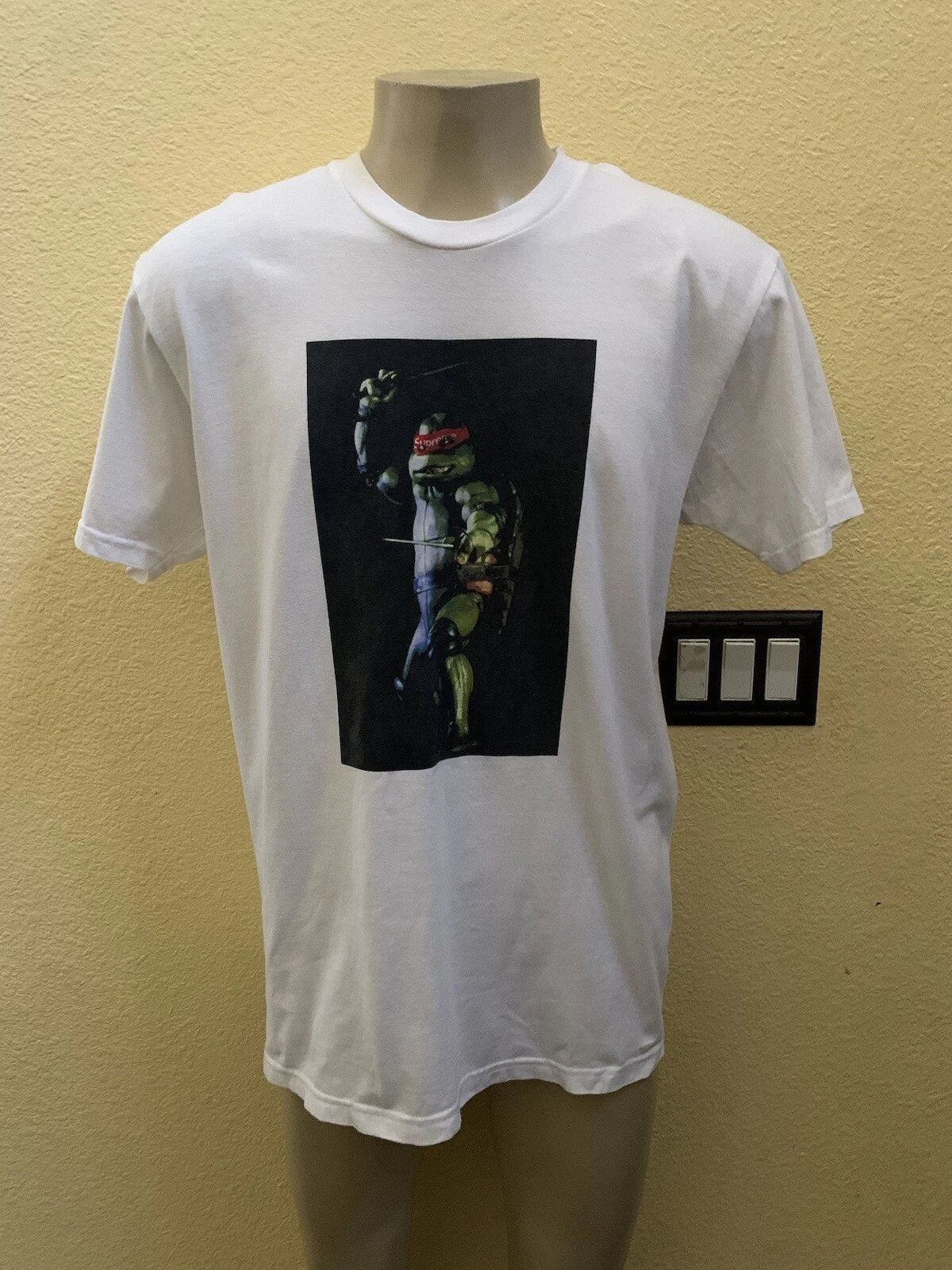 T shirt homme SUPREME taille L TMNT film Raphaël blanc imprimé graphique