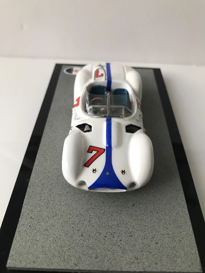 Modelo de resina hecho a mano a escala 1/43.  Maserati Birdcage Type 66 1956, Cuba, S. Moss Foto 2 de 4
