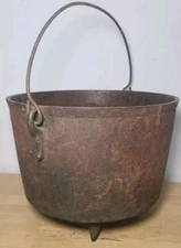 Antique Cast Iron 3-Legged Bean Pot Witch Kettle 10" W X 8” H w/ Handle