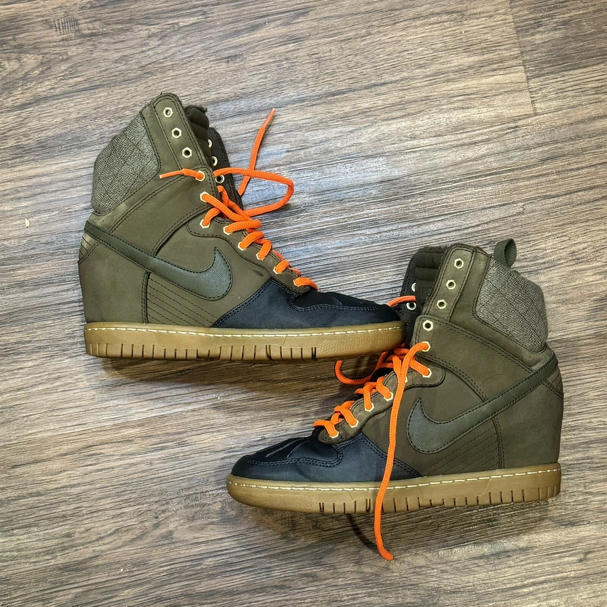 Nike Dunk Sky Hi Sneaker Boots Women 7.5 Green Leather H20 Repel