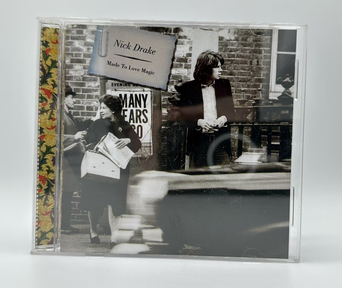 【未開封】【レコード】Nick Drake Made To Love Magic LmpwZWc.jpeg