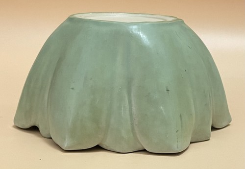 Rookwood Art Pottery 1929 Green and Pink Lotus Bowl Pattern 6132 - Picture 17 of 23