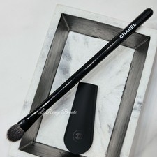 Chanel Les Pinceaux De Chanel Flat Eyeshadow Brush No 202 - New